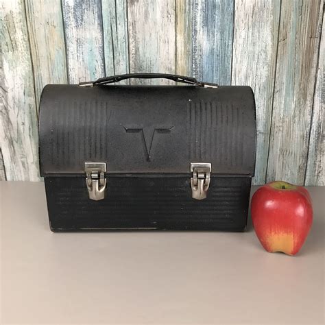 china metal lunch boxes vintage|vintage lunch box price guide.